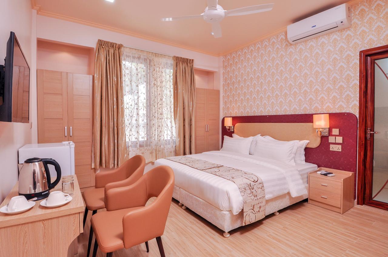 Sunrise Beach Maafushi Exterior foto